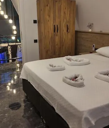 Mutlu Ve Huzur Dolu Bir Tatil 빌라 *