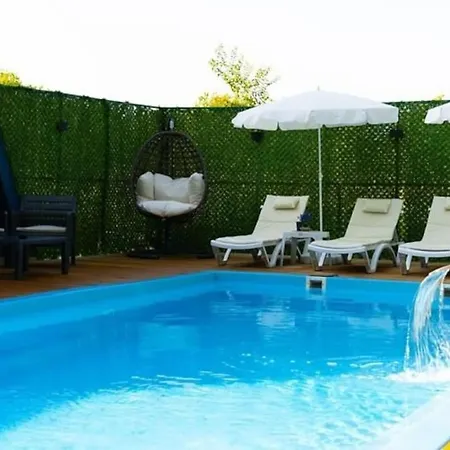 Mutlu Ve Huzur Dolu Bir Tatil 빌라 *